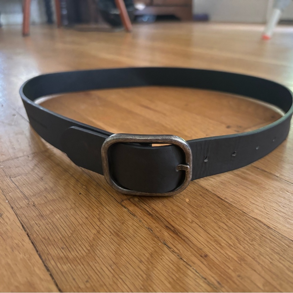 Black GAP belt—Size Small